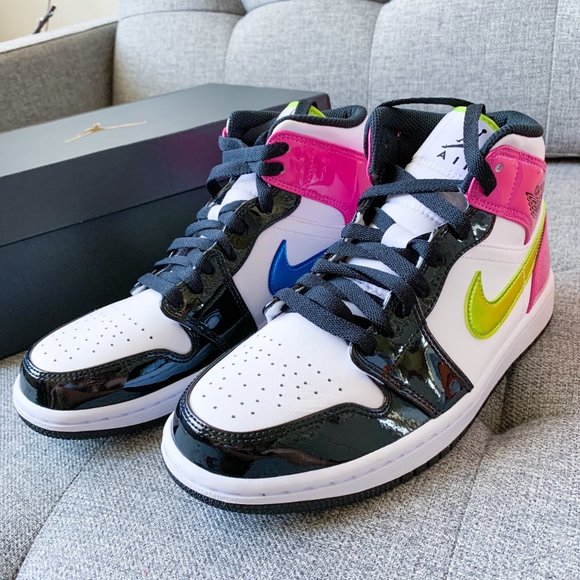 🤍💖💛🖤 Air Jordan 1 retro mid white black shoes - Picture 4 of 4